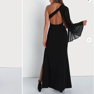LULU's Sexy Prom Wedding Sophsticated Elegant One Shoulder Cape Maxi Dress